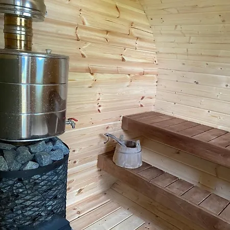 Laagriplats Peipsi Talu Majake Rootsikula (Tartu)