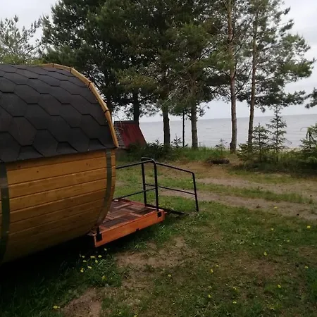 Peipsi Talu Majake * Rootsikula (Tartu)