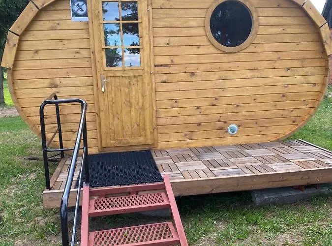 مكان تخييم Peipsi Talu Majake *